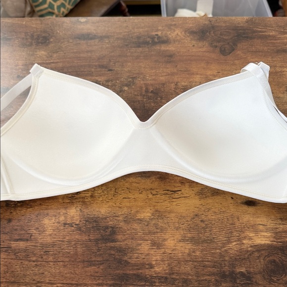 Rene Rofe Cream Bra for Everyday Wear - Picture 5 of 6